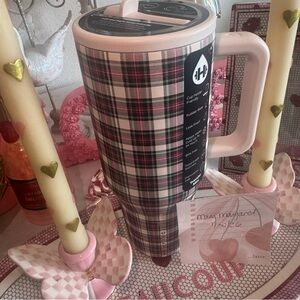 32oz Australian HydroJug Traveler-Holiday Plaid- Brand New in hand ready to ship